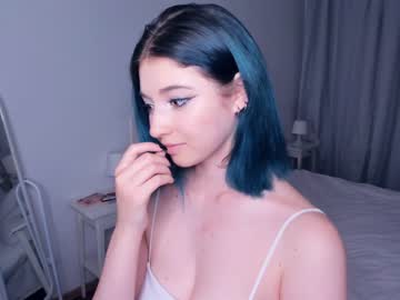 girl cam all day your_desssert image #5313558