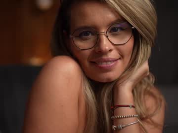 girl cam all day brandywhite image #8736562
