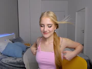 girl cam all day crystal_pixie image #4904155