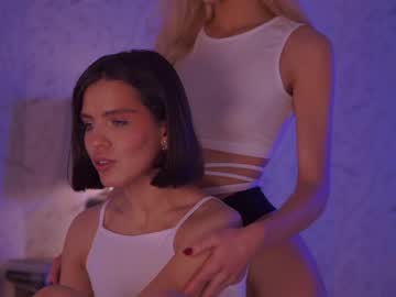 girl cam all day _2strangers image #2172470