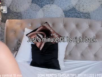 girl cam all day crystalreves image #2435029