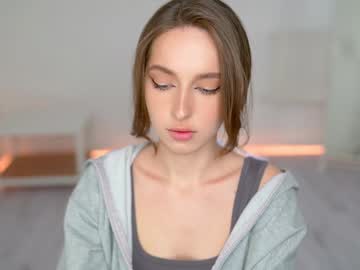girl cam all day silent_chill image #7413822