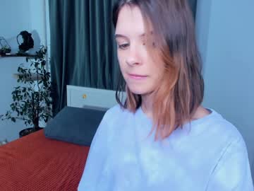 girl cam all day _night_moon_ image #5979532