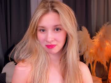 girl cam all day milablush image #5579857