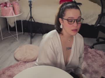 girl cam all day chery_lady22 image #6607360