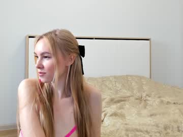 girl cam all day olivia__evans_ image #3059724
