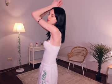 girl cam all day mariamhailey image #6334220