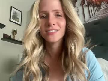 girl cam all day luxlovely111 image #7607711