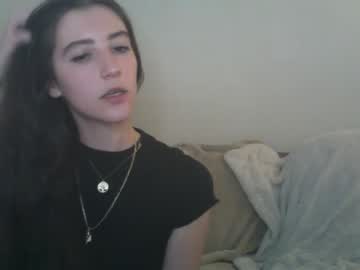 couple cam all day a_mariejuana69 image #4233325