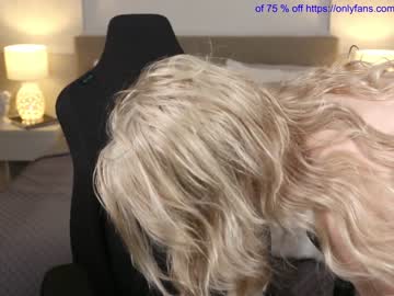 girl cam all day smileyouarehere image #3399090