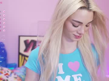 girl cam all day bunnydollstella image #5784090