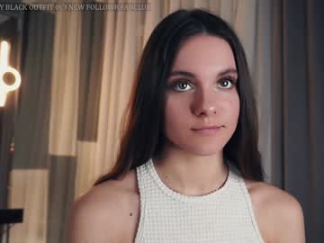 girl cam all day lorettadunnell image #8471348