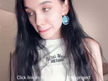 girl cam all day riskyproject image #9647895