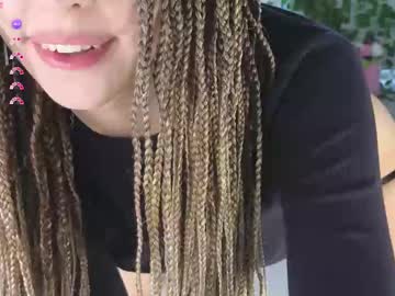 girl cam all day yononeey image #9427897