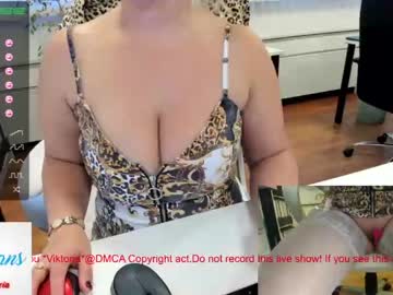 couple cam all day milf_viktoria image #805833