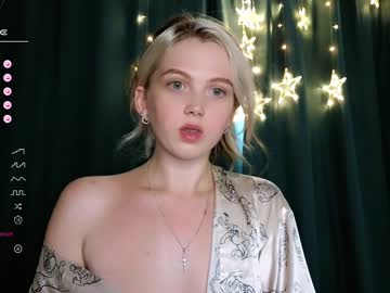 girl cam all day small_blondee image #5126524