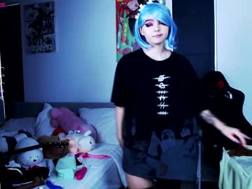 girl cam all day madnessalise image #4114089