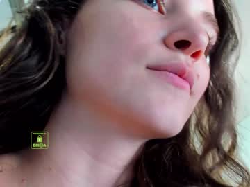 girl cam all day demurelixir image #2329899