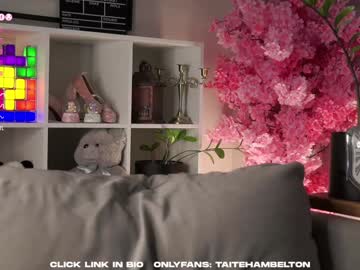 girl cam all day taitehambelton image #9725349