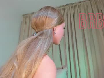 girl cam all day kitty__sophie image #9198983