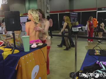 girl cam all day taylor_love_303 image #9220634