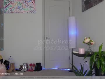 girl cam all day petitebrat image #6076210