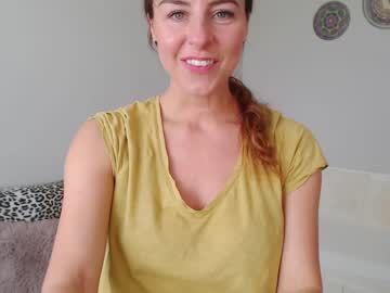 girl cam all day emerald_kittycat image #4546490