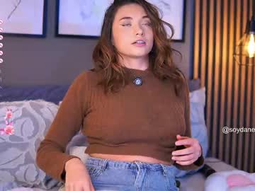 girl cam all day daneshka__ image #9581888