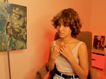 girl cam all day lenaelisabeth image #5566352
