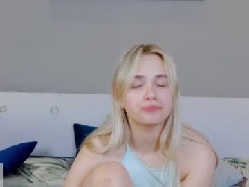 girl cam all day evi_wow image #4249875