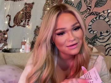 girl cam all day ari_02 image #6543996