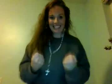 couple cam all day halfwayhousehores image #5527017