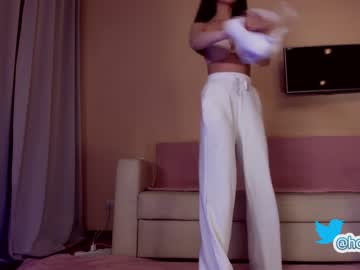 girl cam all day hollyextra image #2616220
