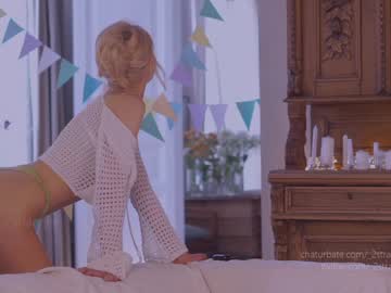 girl cam all day _2strangers image #4309393