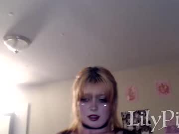 girl cam all day lilypixel image #2789278