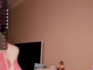 girl cam all day bzzzme image #7393206