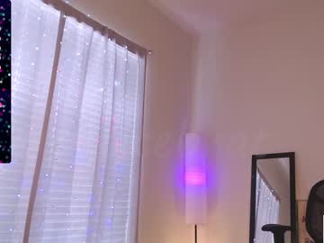 girl cam all day petitebrat image #5055820