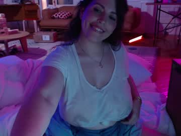 girl cam all day mila_ image #7385576