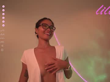 girl cam all day _lillilly_ image #6927371