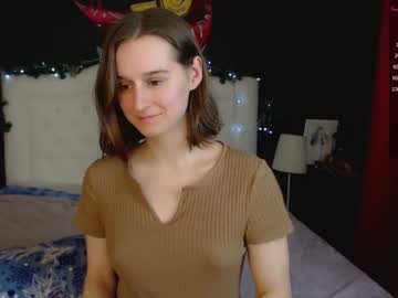 girl cam all day julia_tina image #892370