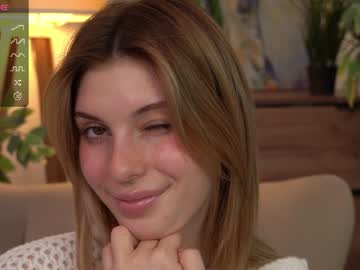 girl cam all day refined_style image #8081085
