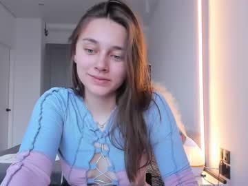 girl cam all day eleonora_linn image #1990451