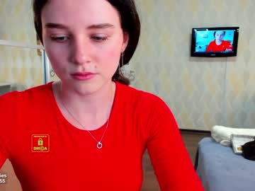 girl cam all day demurelixir image #3319268
