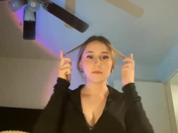 couple cam all day hotandhornyhannah image #6122235