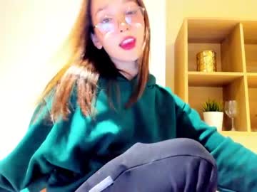 girl cam all day ellie_leen image #1245974
