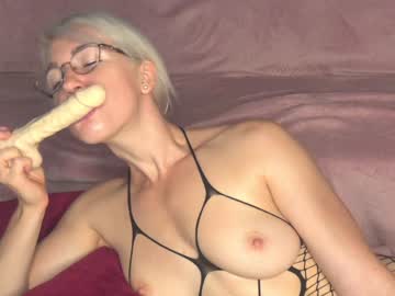 girl cam all day xtina__ image #2440390