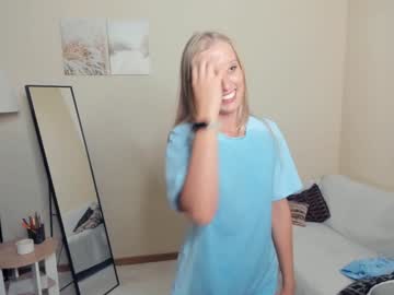 girl cam all day mindinclouds image #7774889