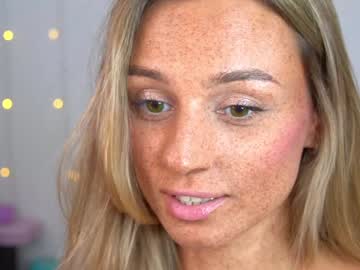 girl cam all day artease image #7168006