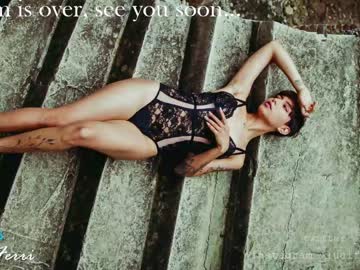 girl cam all day lucia_ferri image #1937223