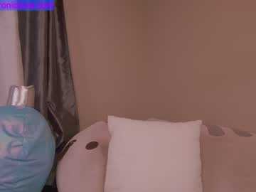 girl cam all day chroniclove image #3449751
